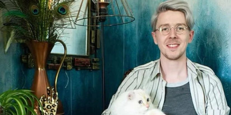 Daniel Bland: Redefining Spaces with Radiant Metallics