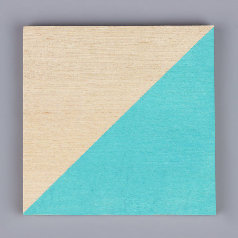 Wood coated in bleo gel paint