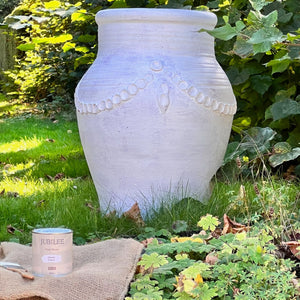 
                      
                        Dover chalk on garden furniture
                      
                    