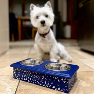 
                      
                        oxford blue on dog bowl
                      
                    